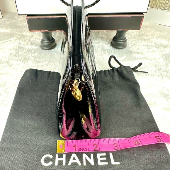 CHANEL Black Patent Leather Pouch Clutch Crossbody Bag with chain AUTHENTIC - Picture 14 of 16